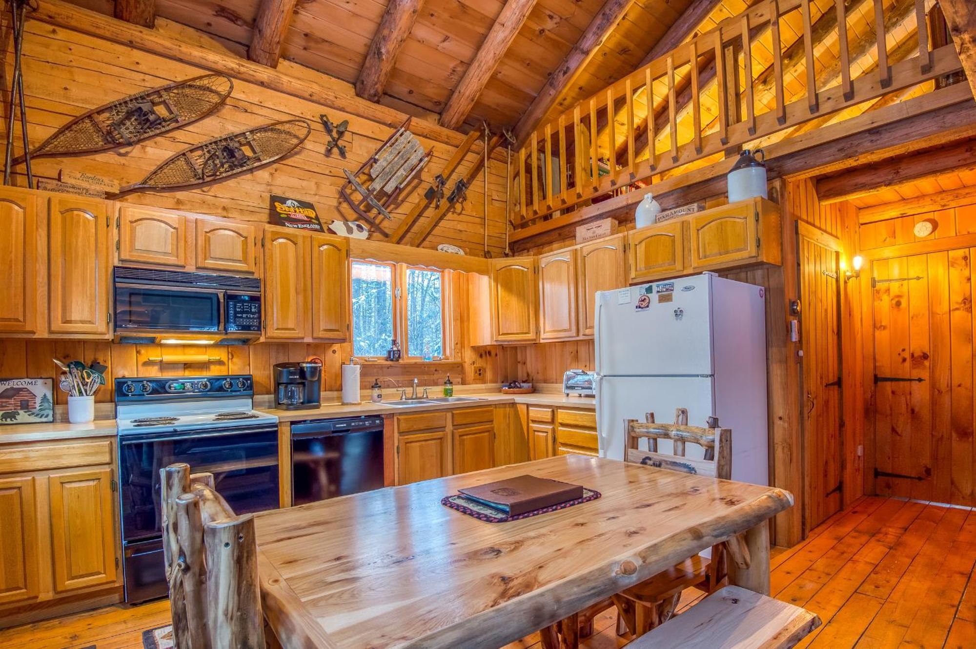 Family-Focused & Pet-Friendly Log Cabin With 4Br 2Ba Sleeps 10 Villa Bethlehem Exterior photo